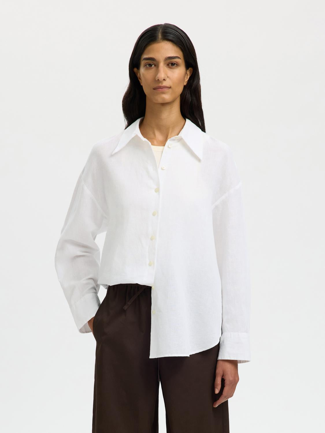 model_shot-front